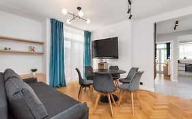 3 Bedroom Apartment Lipowa By Your Freedom