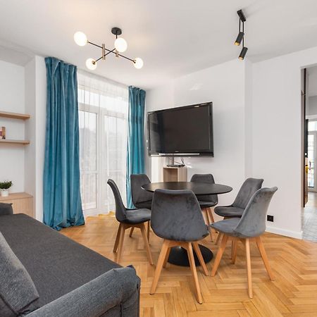 3 Bedroom Apartment Lipowa By Your Freedom Warszawa Zewnętrze zdjęcie