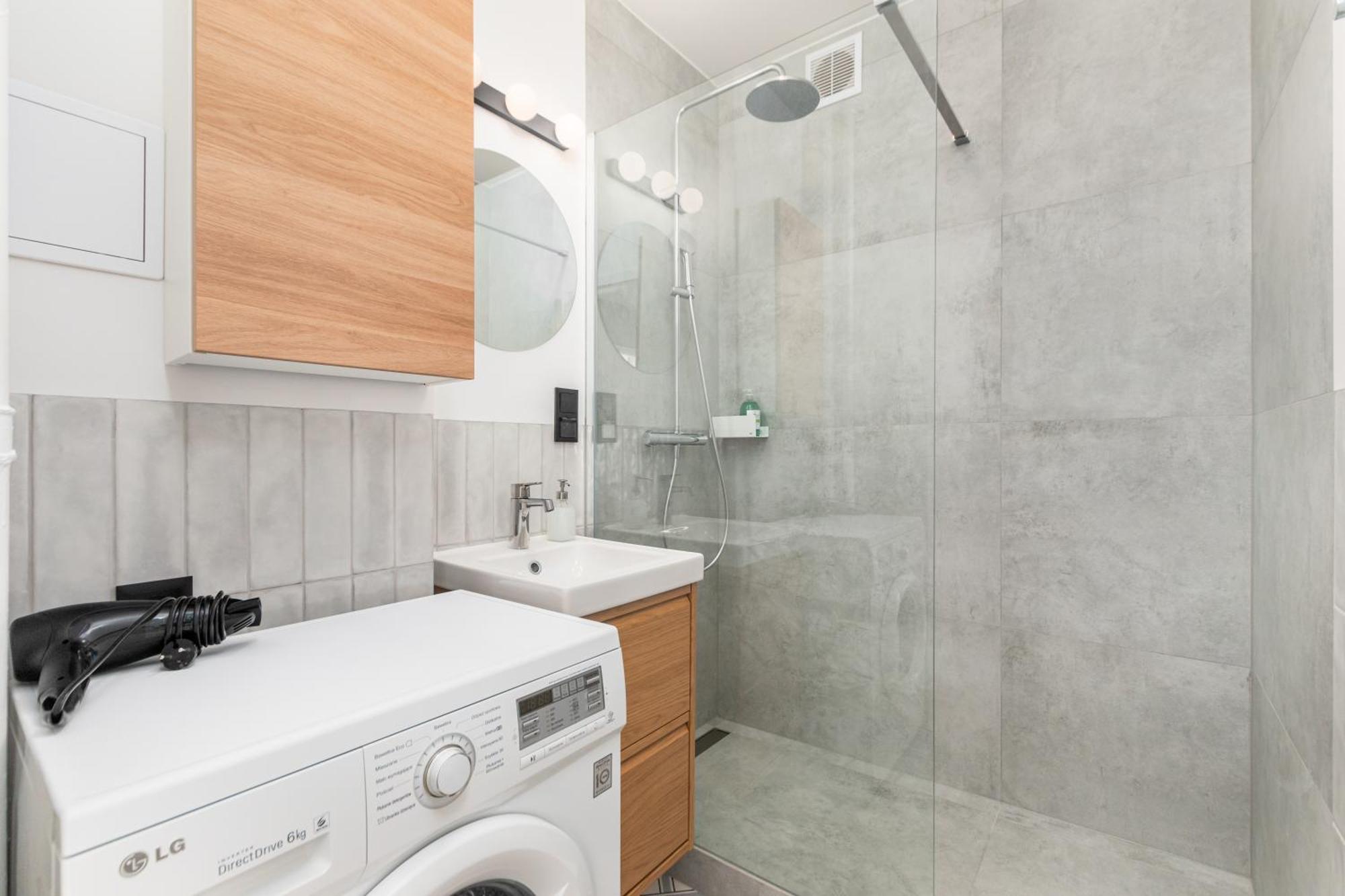 3 Bedroom Apartment Lipowa By Your Freedom Warszawa Zewnętrze zdjęcie