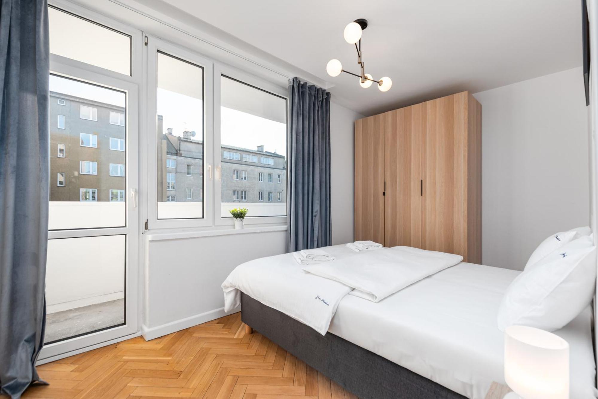 3 Bedroom Apartment Lipowa By Your Freedom Warszawa Zewnętrze zdjęcie